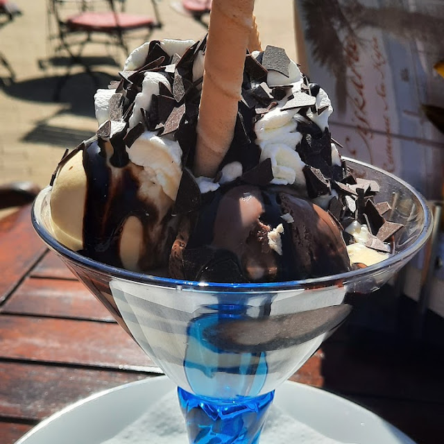 Eierlikörbecher