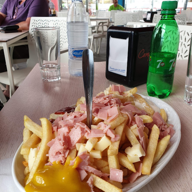 Papas Con Queso Y Jamón Cocido
