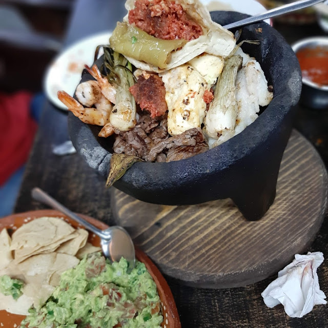 Molcajete Mar Y Tierra