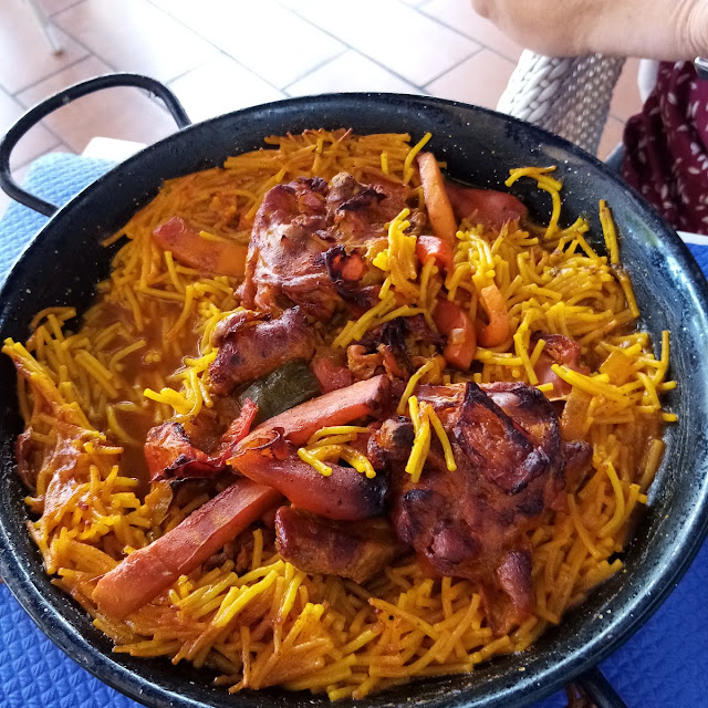 Fideua