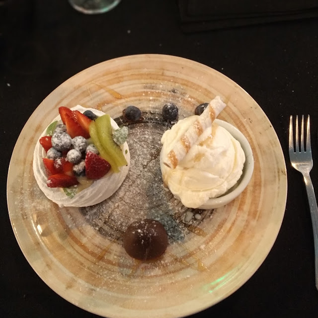 Pavlova Postre