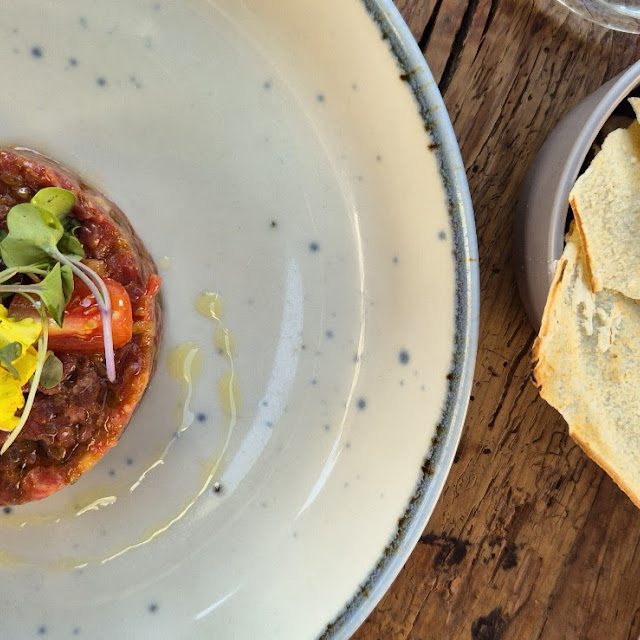 Tartar Vom Rind Mit Brotchips