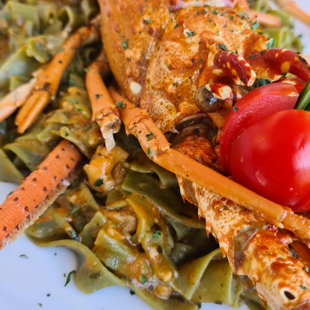 Baby Lobster with Pasta