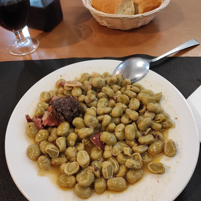Habas A la Catalana