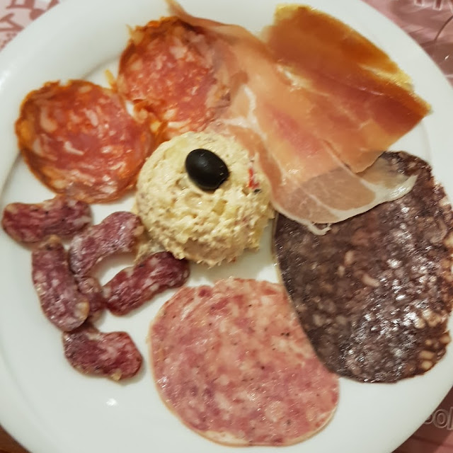 Plateau de Charcuterie
