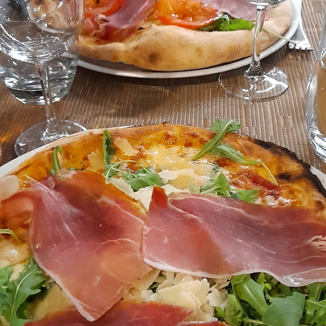 Pizza Corsica
