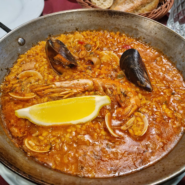Paella Impresionante