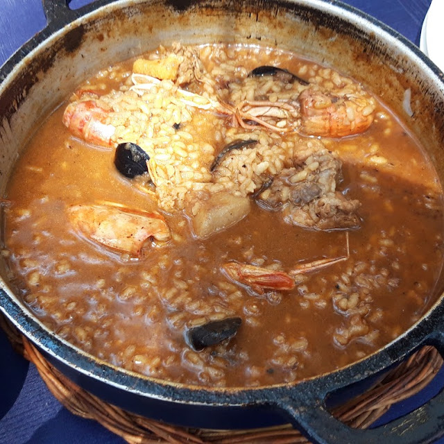Arròs De Carn I Marisc