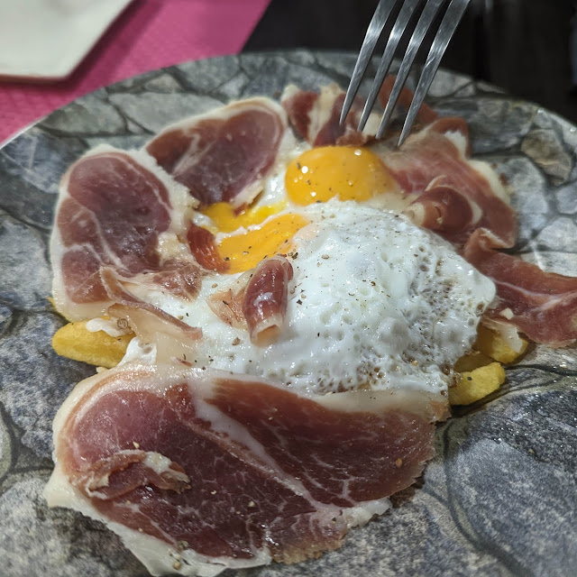 Huevos Estrellados Con Jamón