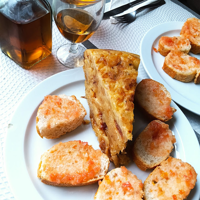 Pincho de Tortilla de Patatas Con Cebolla