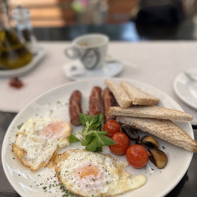 English Breakfast