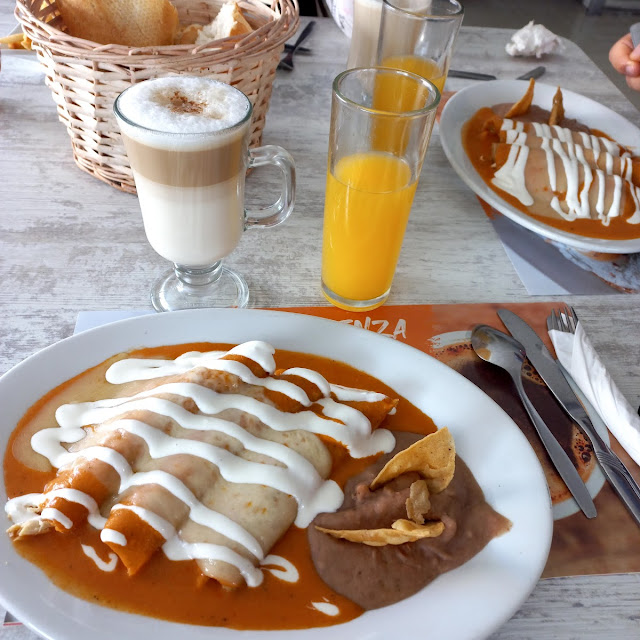Enchiladas Suizas