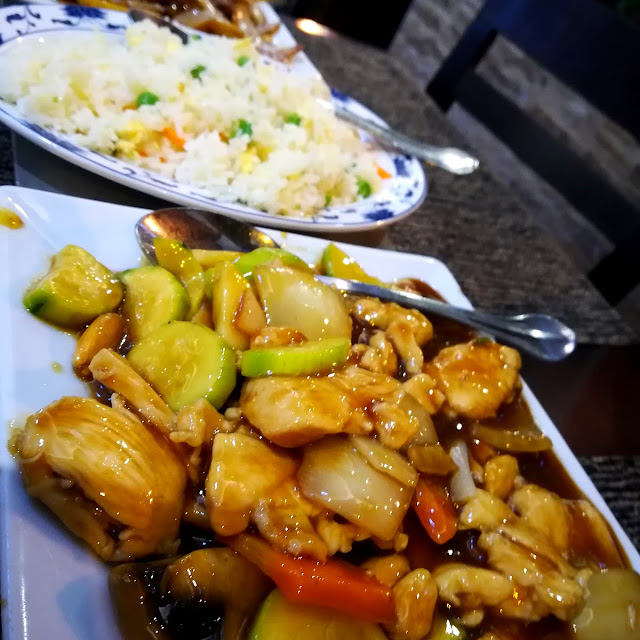 Chicken with Bamboo and Chinese Mushrooms