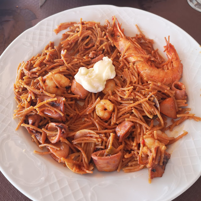Fideuà