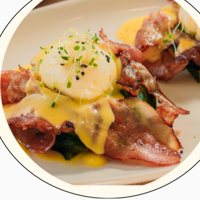 Huevos Benedictinos Con Tocineta