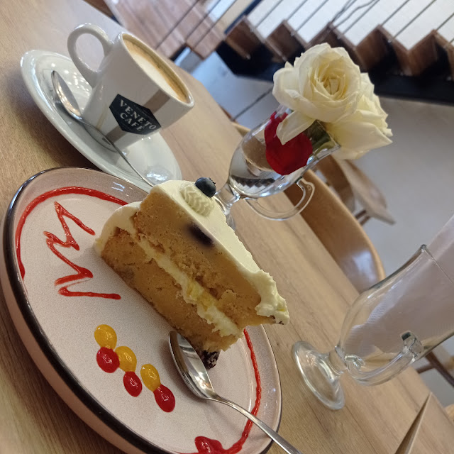 Torta Limón Y Arándanos
