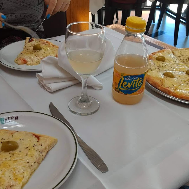 Pizzanesa Provolone