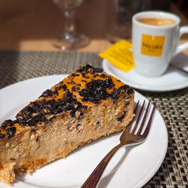 Caramel Cheesecake and Coffee