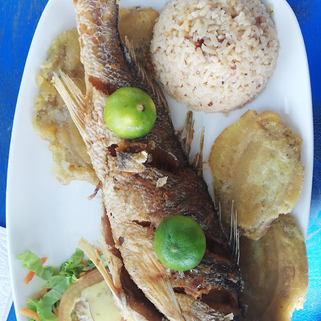 Arroz de Coco Con Pecado Frito