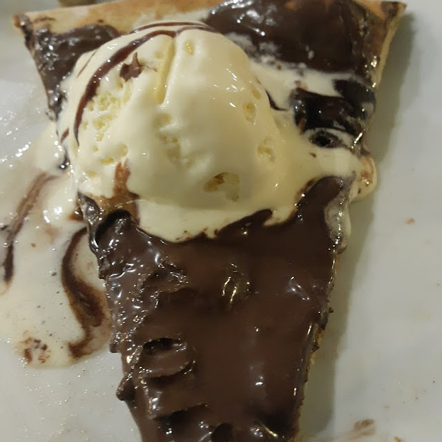 Pizza de Chocolate Com Sorvete de Creme
