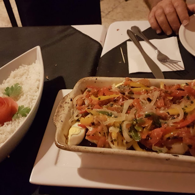 Salmão Grelhado C Alcaparras