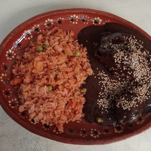 Pollo Con Mole