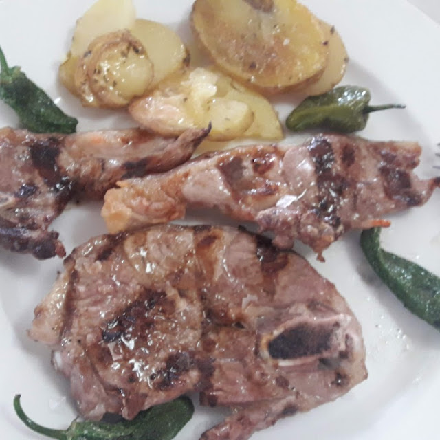 Chuletitas de Cordero A la Brasa
