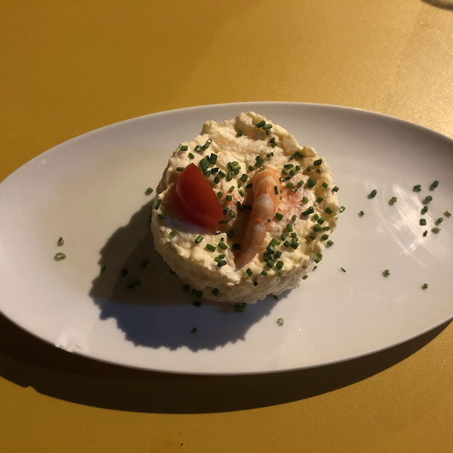 Ensaladilla de Langostinos Al Ajillo