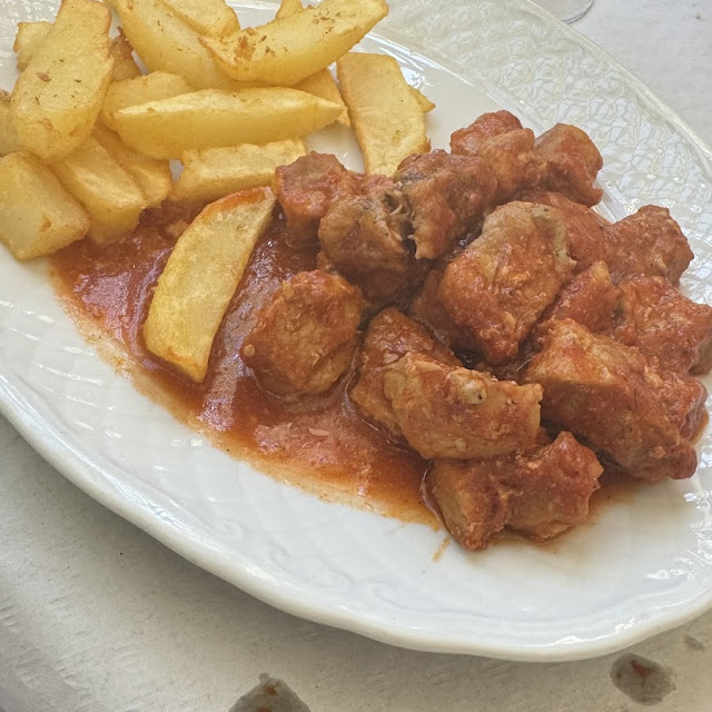 Magro Con Tomate