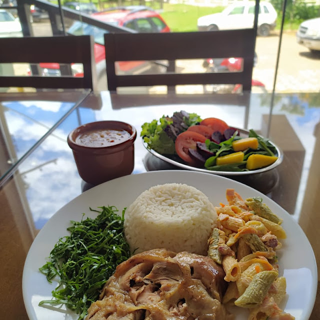 Frango Com Macarronese