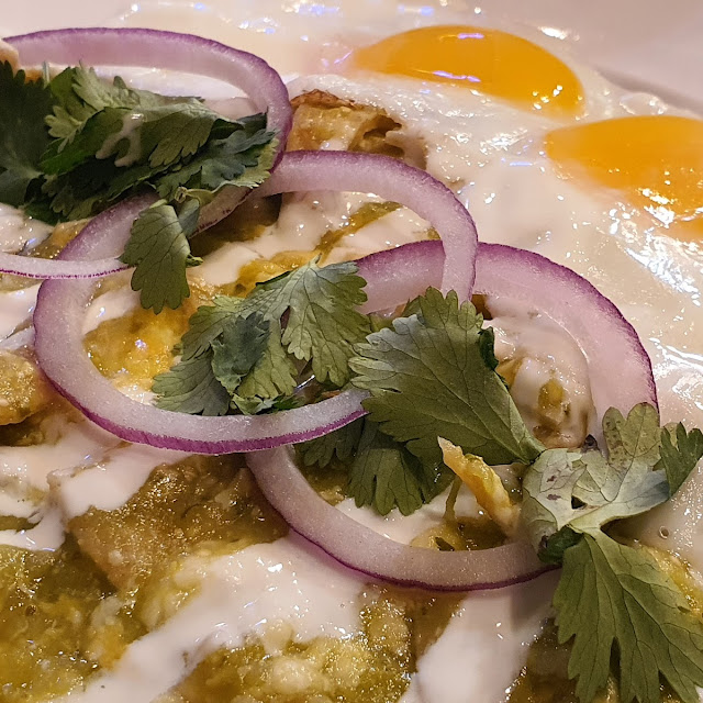 Chilaquiles Con Huevo