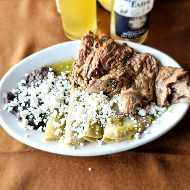 Carne Asada Con Enchiladas Verdes