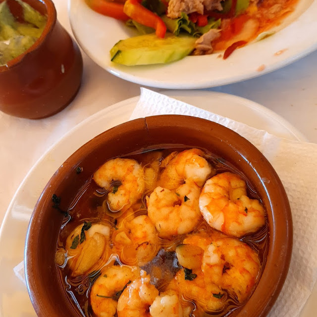 Gambas Al Ajillo Y Pulpo A la Gallega