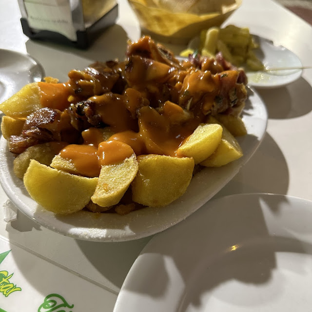 Bravas Con Oreja