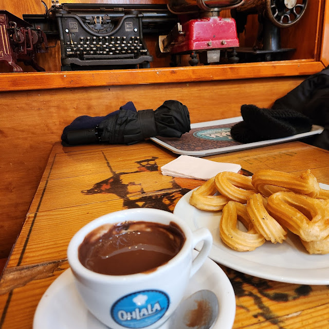 Churros Con Chocolate