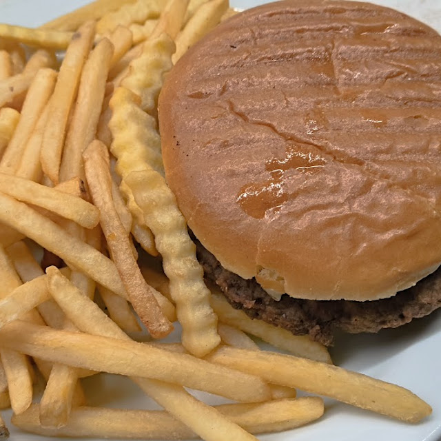 Hamburguesa Con Patatas