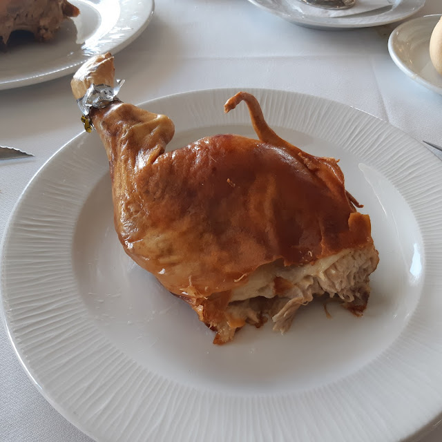 Ración de Cochinillo Asado