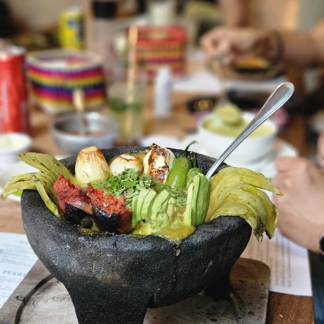 Molcajete de Arrachera Y Camarón