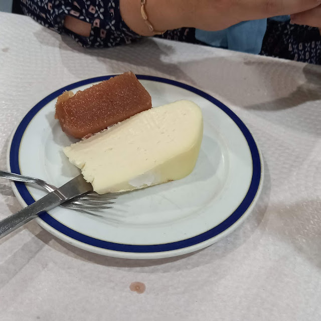 Queso Con Membrillo