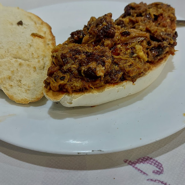 Tostada de Pringá