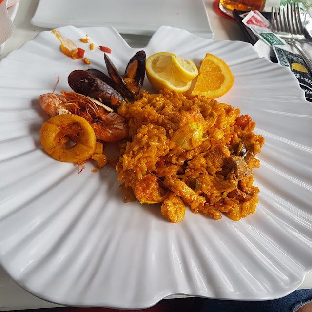 Paella Mixta