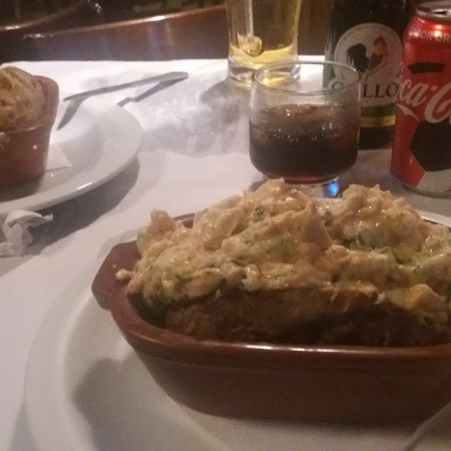 Batata Recheada de Salmão Com Alho Poró