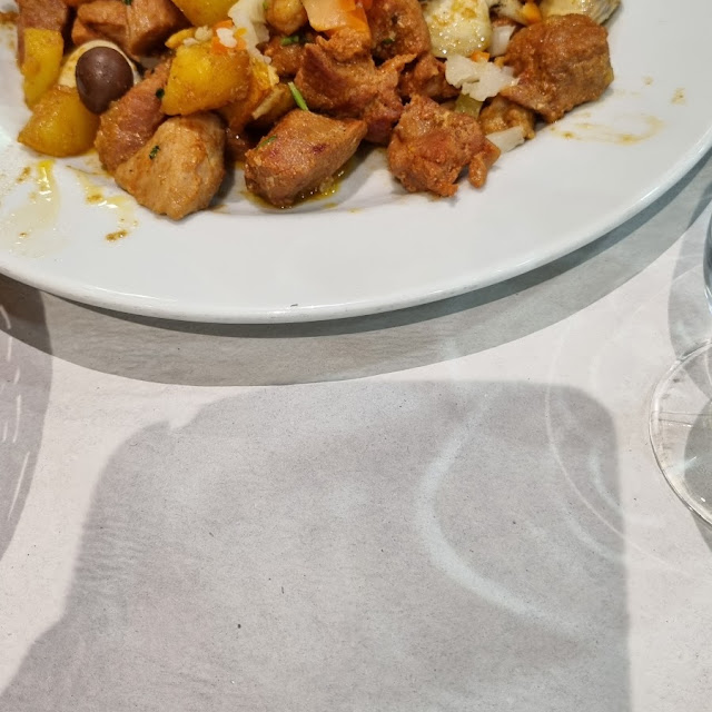 Carne de Porco à Alentejana