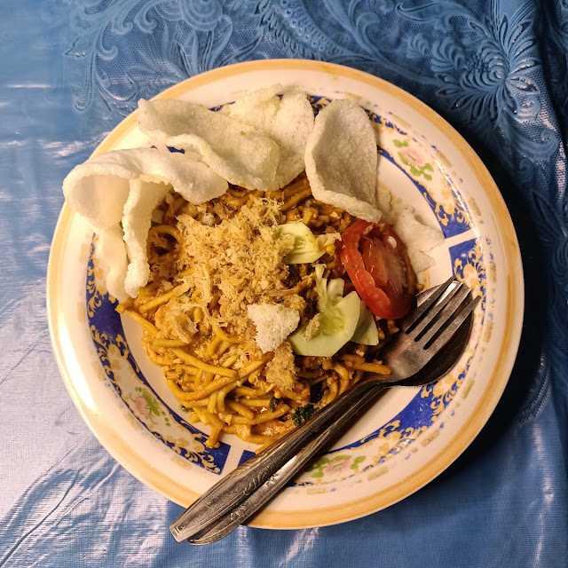 Mie Kuning Kantie Telur Aduk