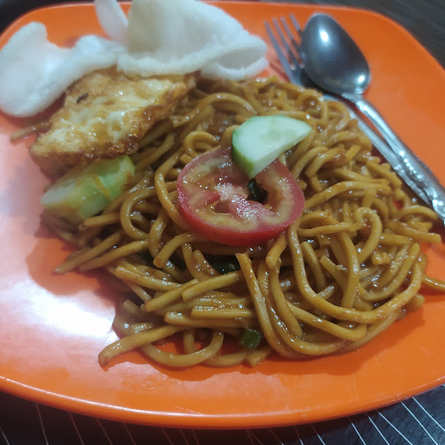 Mie Goreng Kuning