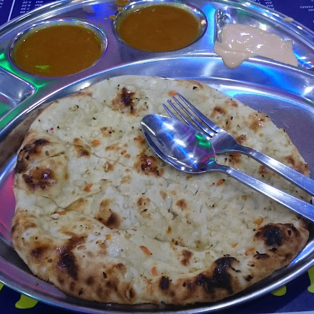Naan Garlic Bread