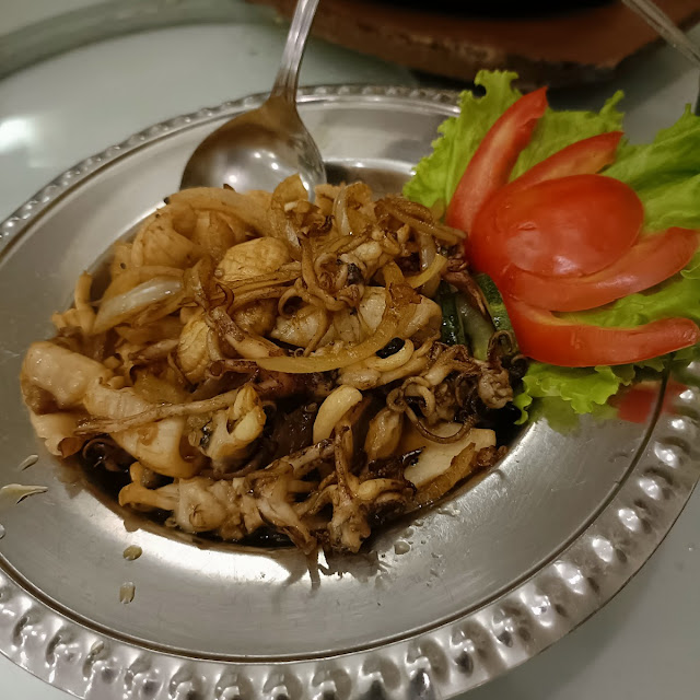 Cumi Mentega