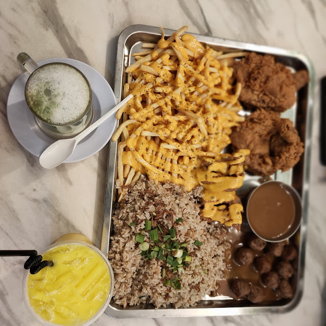 Nasi Goreng Ayam Penyet Dulang
