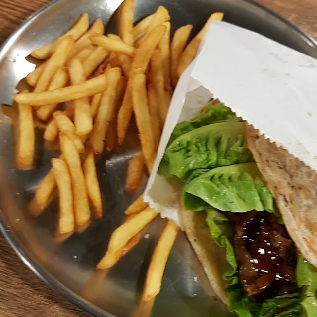 Lamb Pocket
