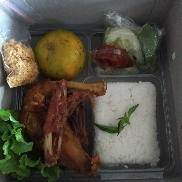 Naai Box Bebek Goreng Ala Omah Mbolengan
